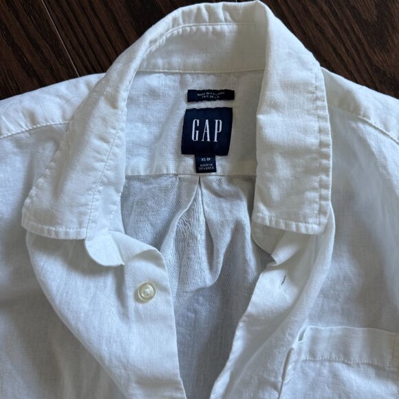 GAP Linen-blend button-down shirt - Picture 2 of 5